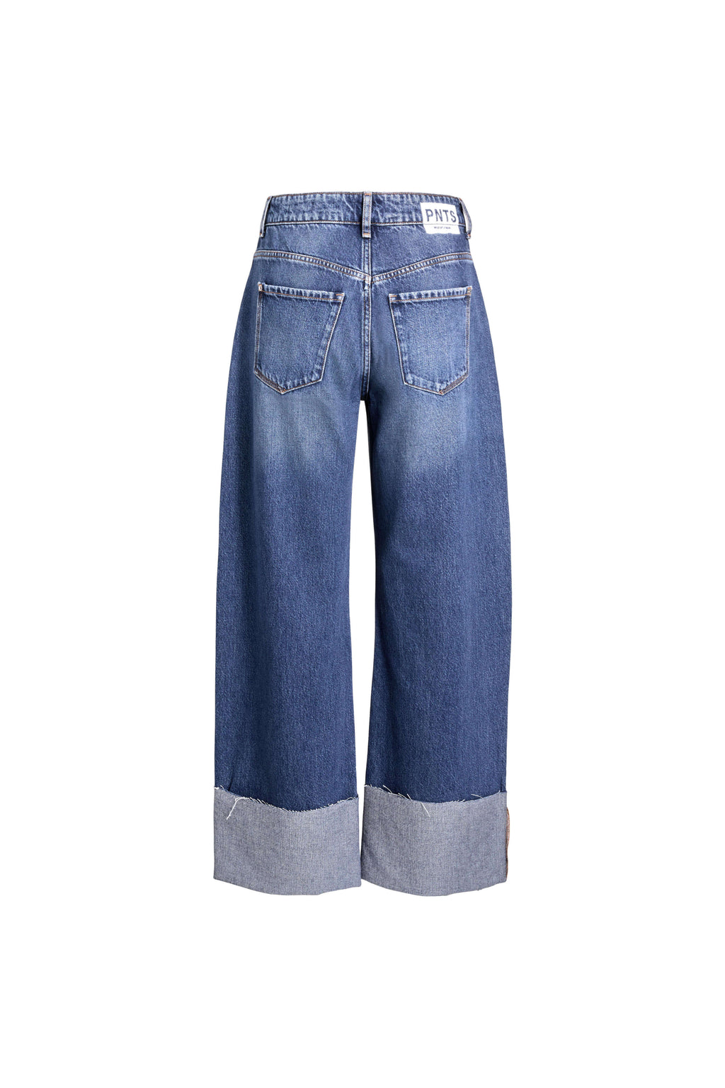 Rückansicht einer mittelblauen Jeans mit weitem Bein und breiten Aufschlägen.