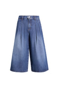 Dunkelblaue Denim-Culotte mit weitem Bein und markanten Bundfalten.