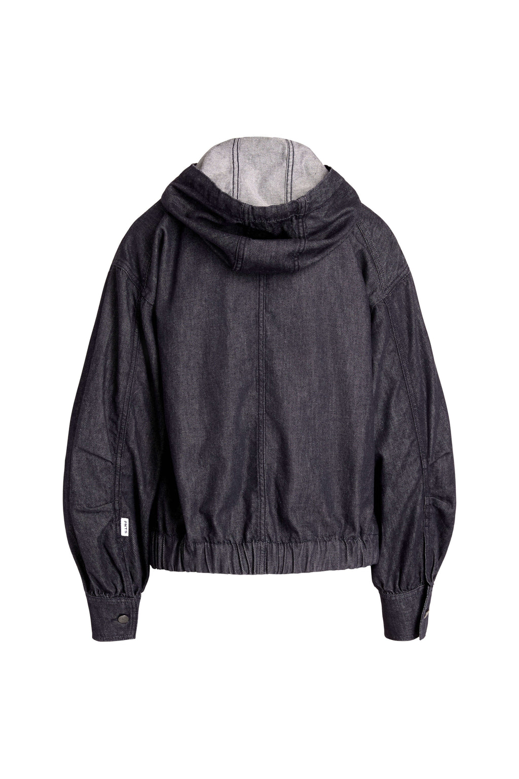 Rückansicht einer dunklen Kapuzenjacke in Denim-Optik mit elastischem Saum.