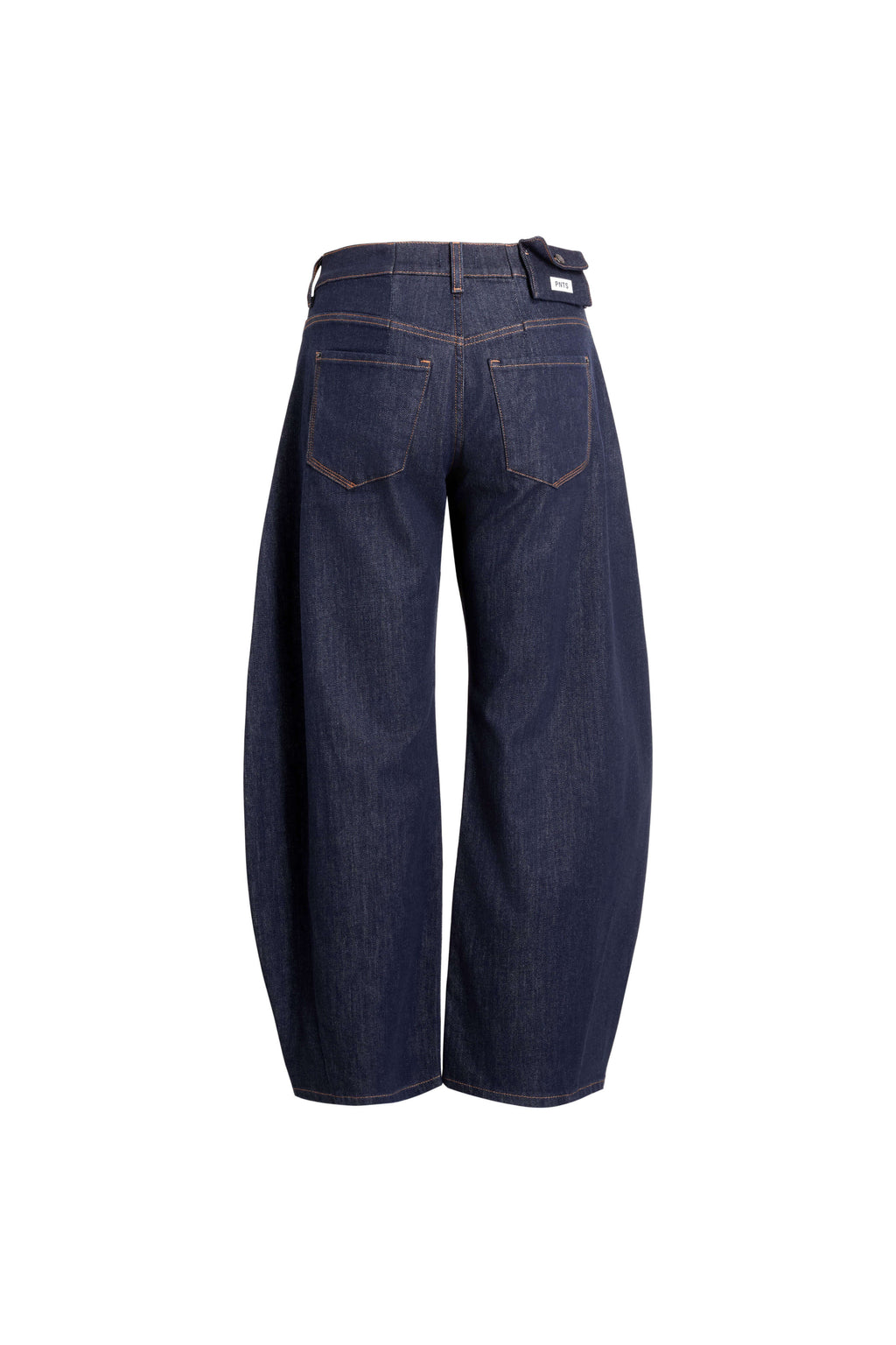 Rückansicht einer dunkelblauen Barrel-Leg-Jeans mit bogenförmigem Beinverlauf.