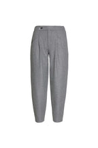 Freisteller Vorderansicht: 06_THE JINO WOOL in mittelgrau