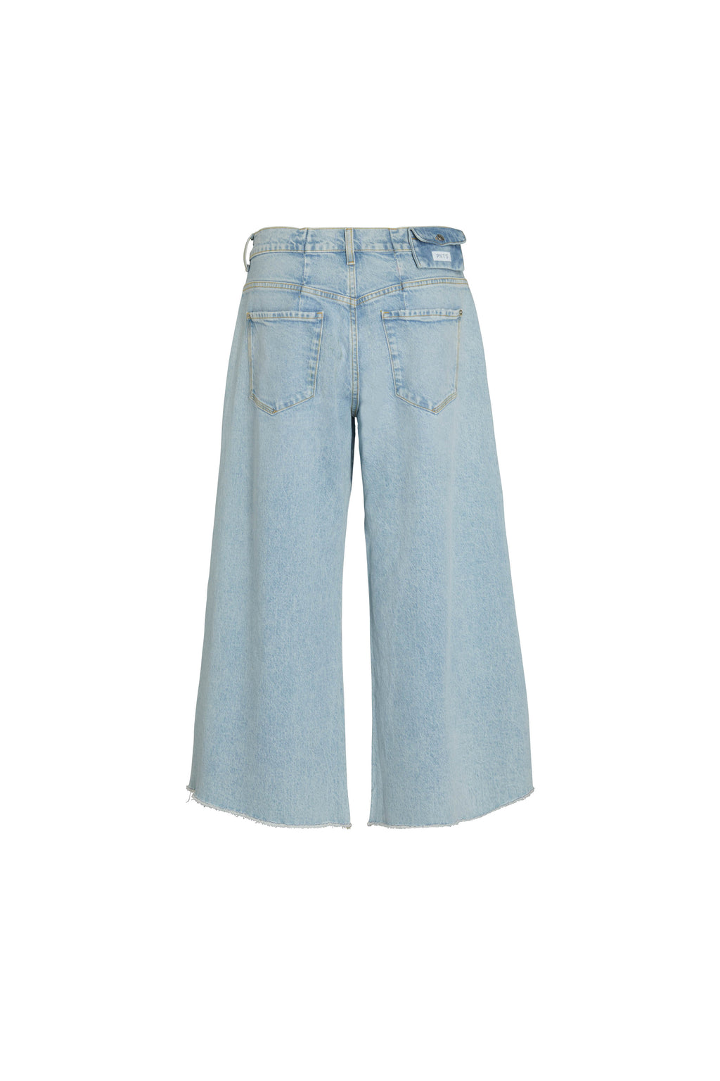 Freisteller 05_THE O SHAPE EXTREME hellblau