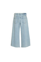 Freisteller 05_THE O SHAPE EXTREME hellblau