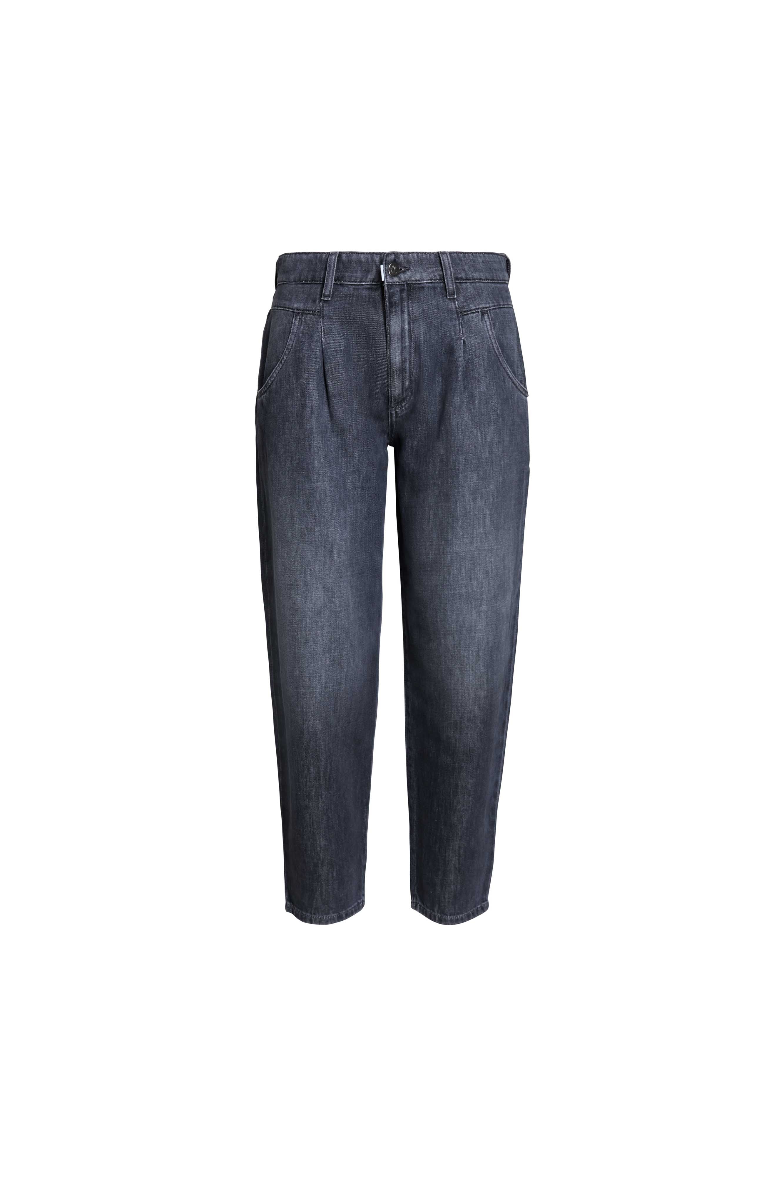 05_THE O SHAPE PLEAT