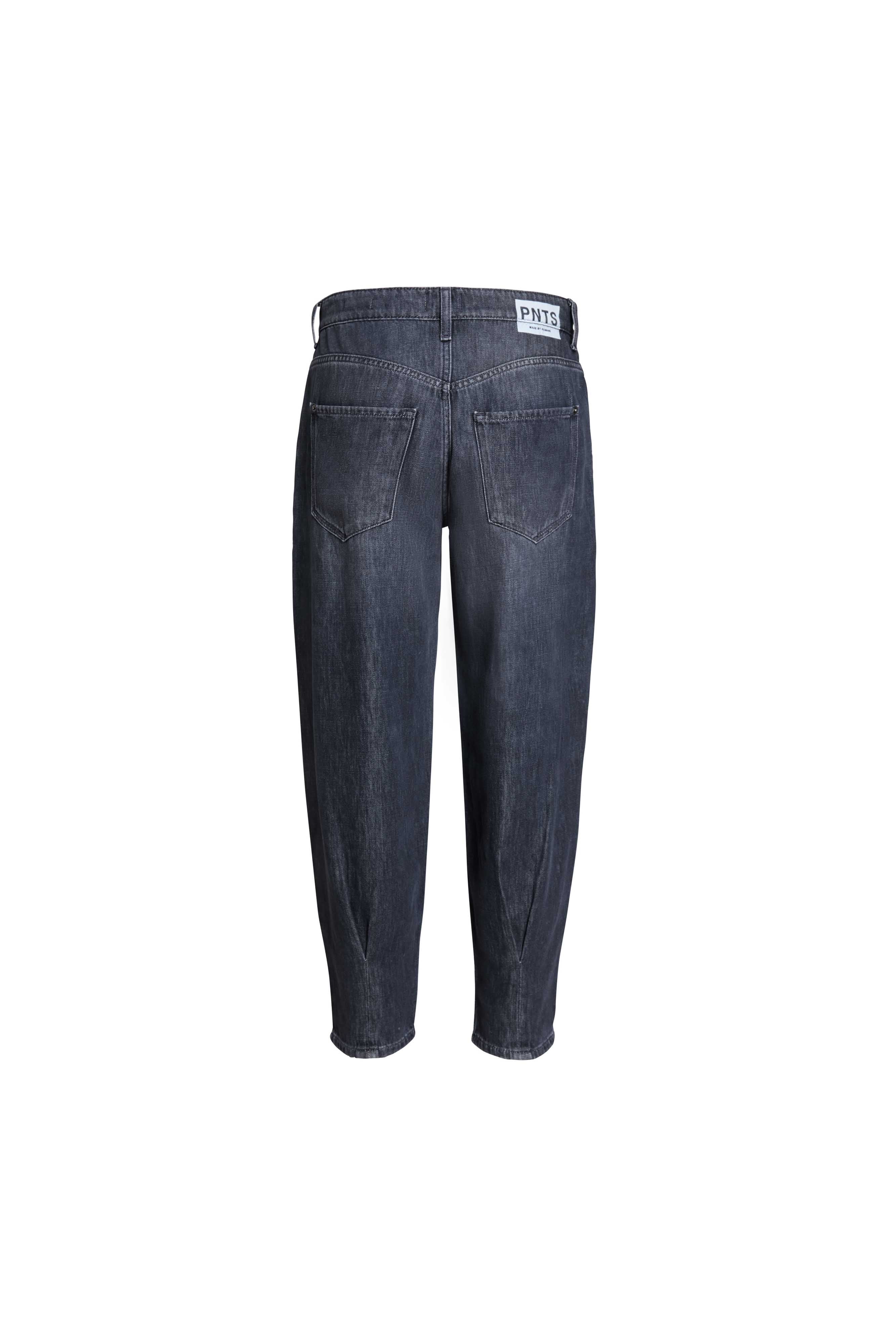 05_THE O SHAPE PLEAT