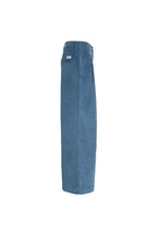 Freisteller Seitenansicht: 14_THE GENT CORD in mittelblau 