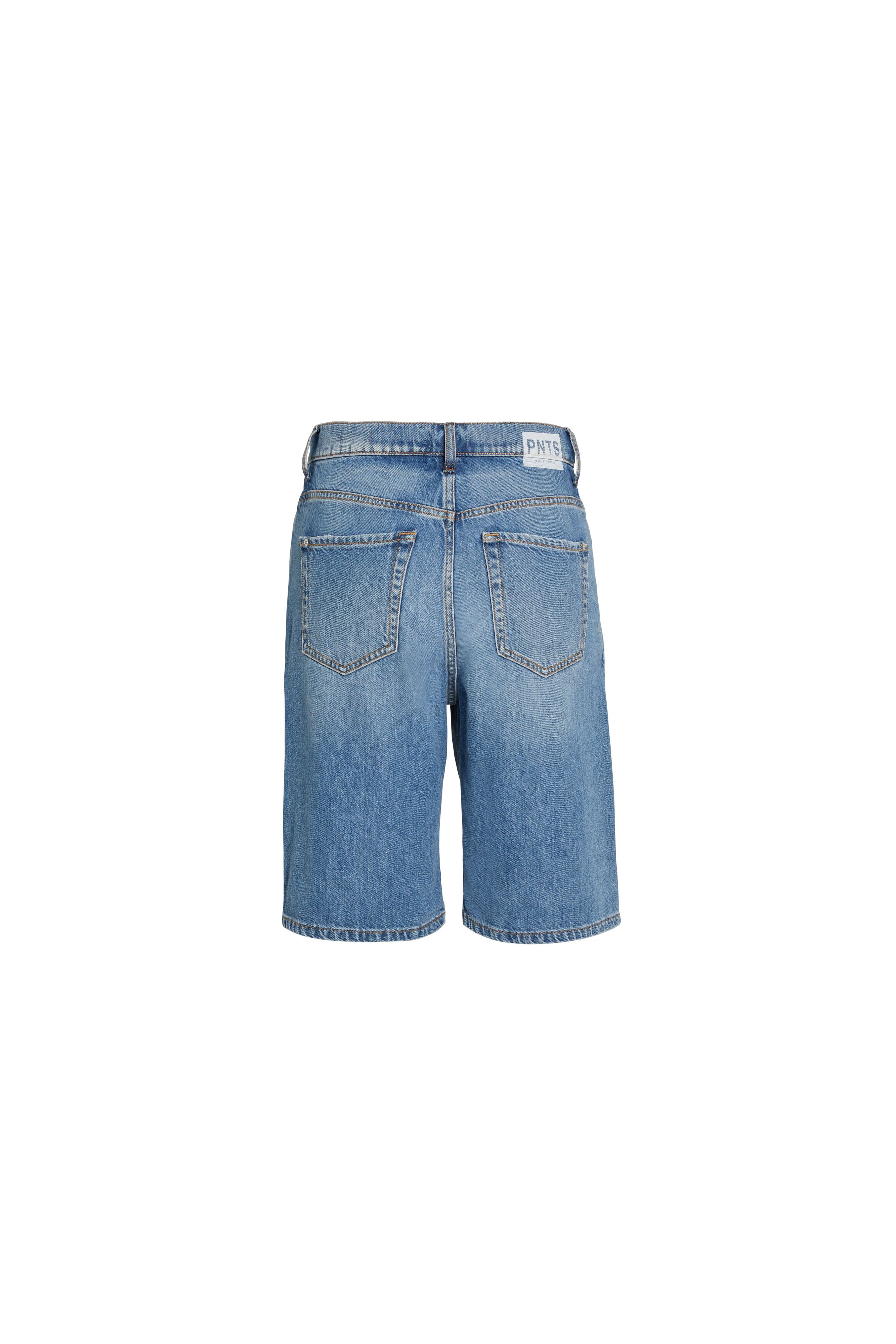 09_THE BAGGY SHORTS