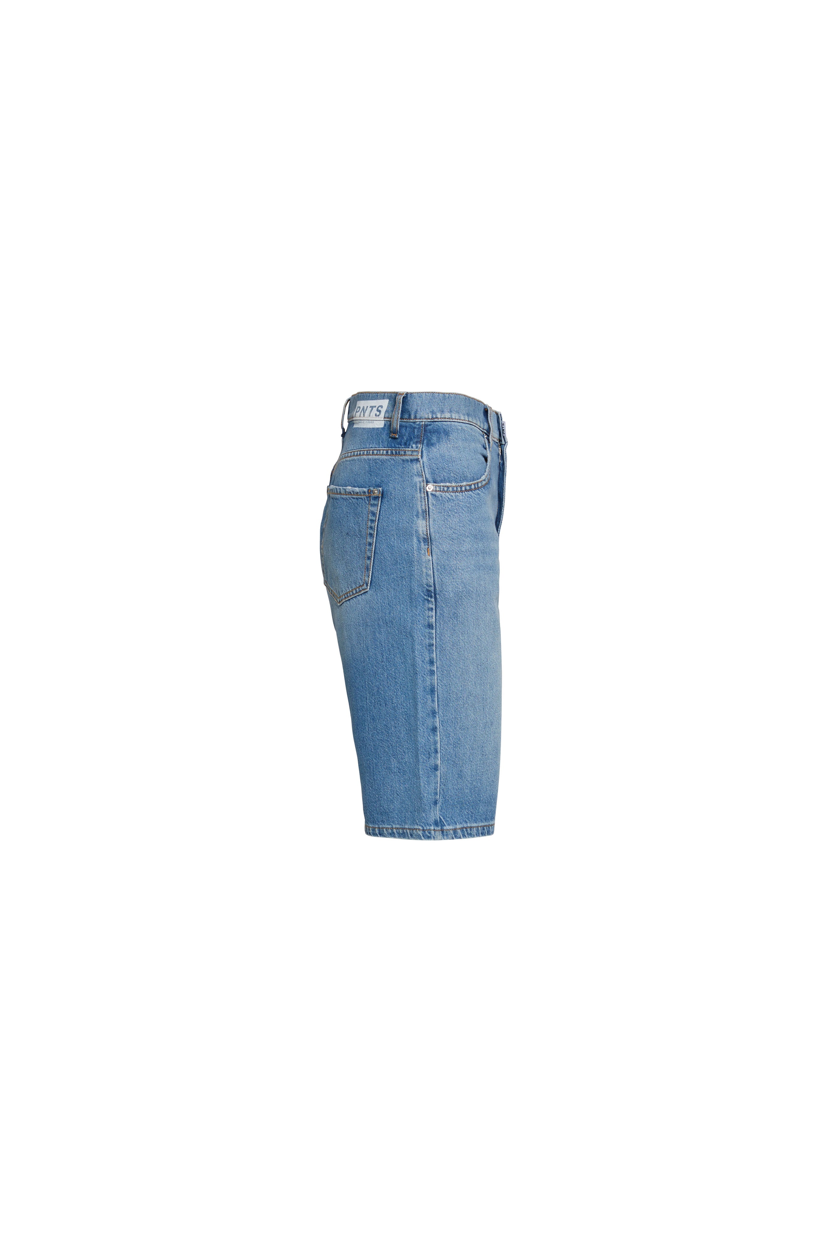 09_THE BAGGY SHORTS
